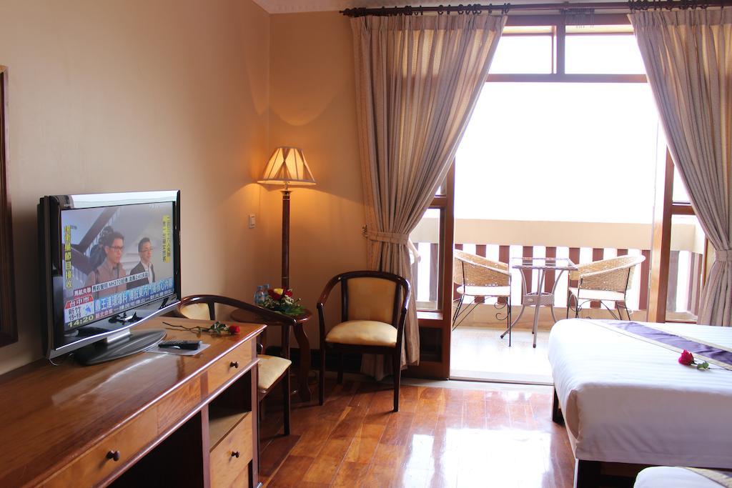 Blue River Hotel Phnom Penh Bagian luar foto