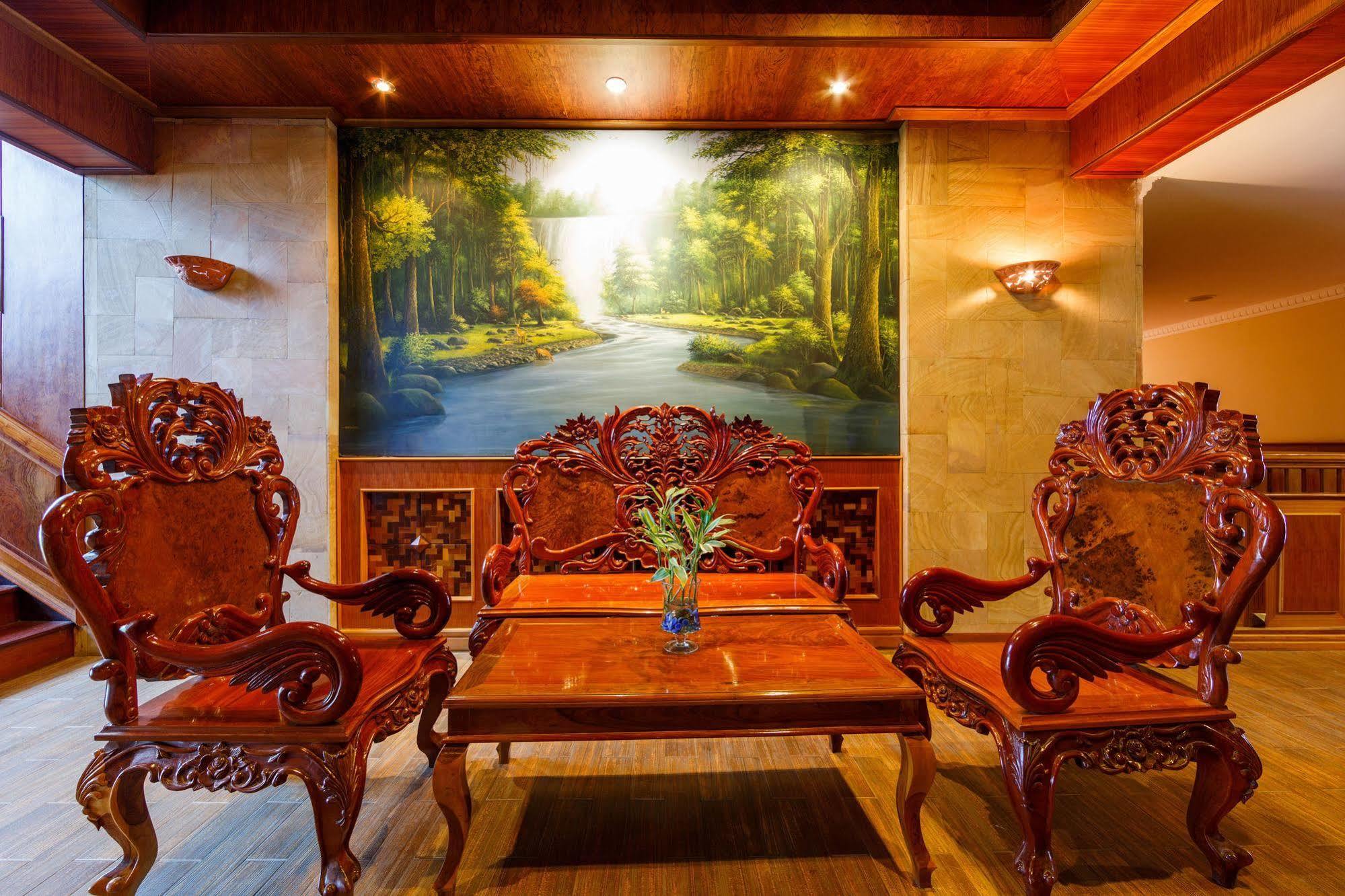 Blue River Hotel Phnom Penh Bagian luar foto